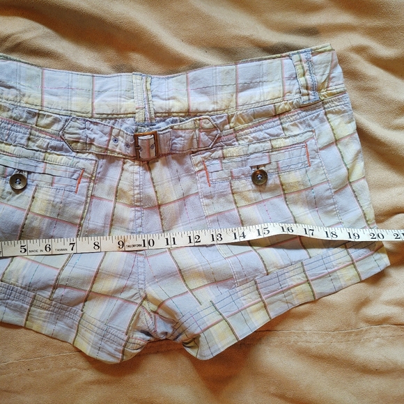 3 pairs Institute Libéral women's shorts. - Picture 6 of 12